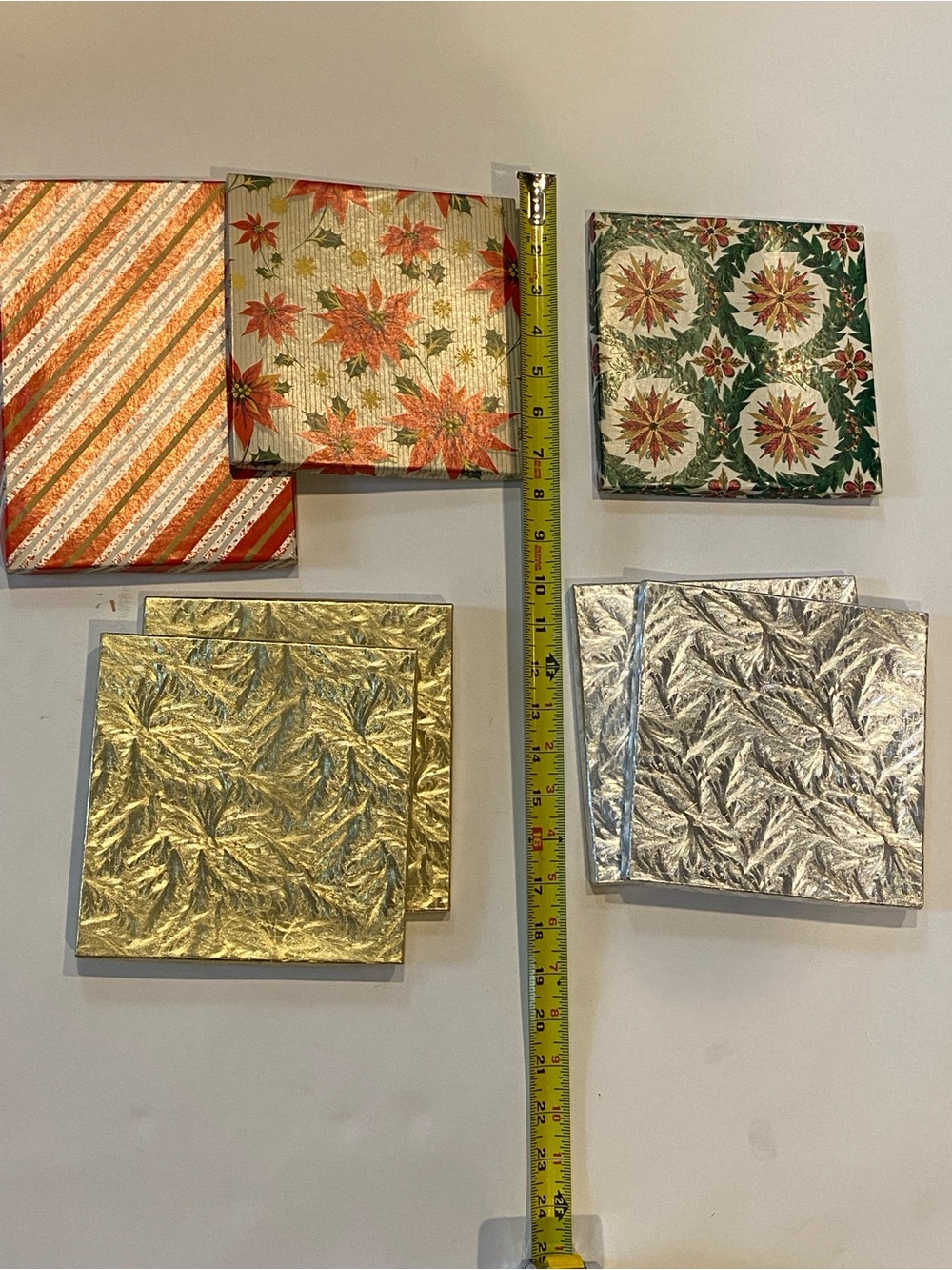 57 vintage 1960s Christmas boxes. - Picture 8 of 16